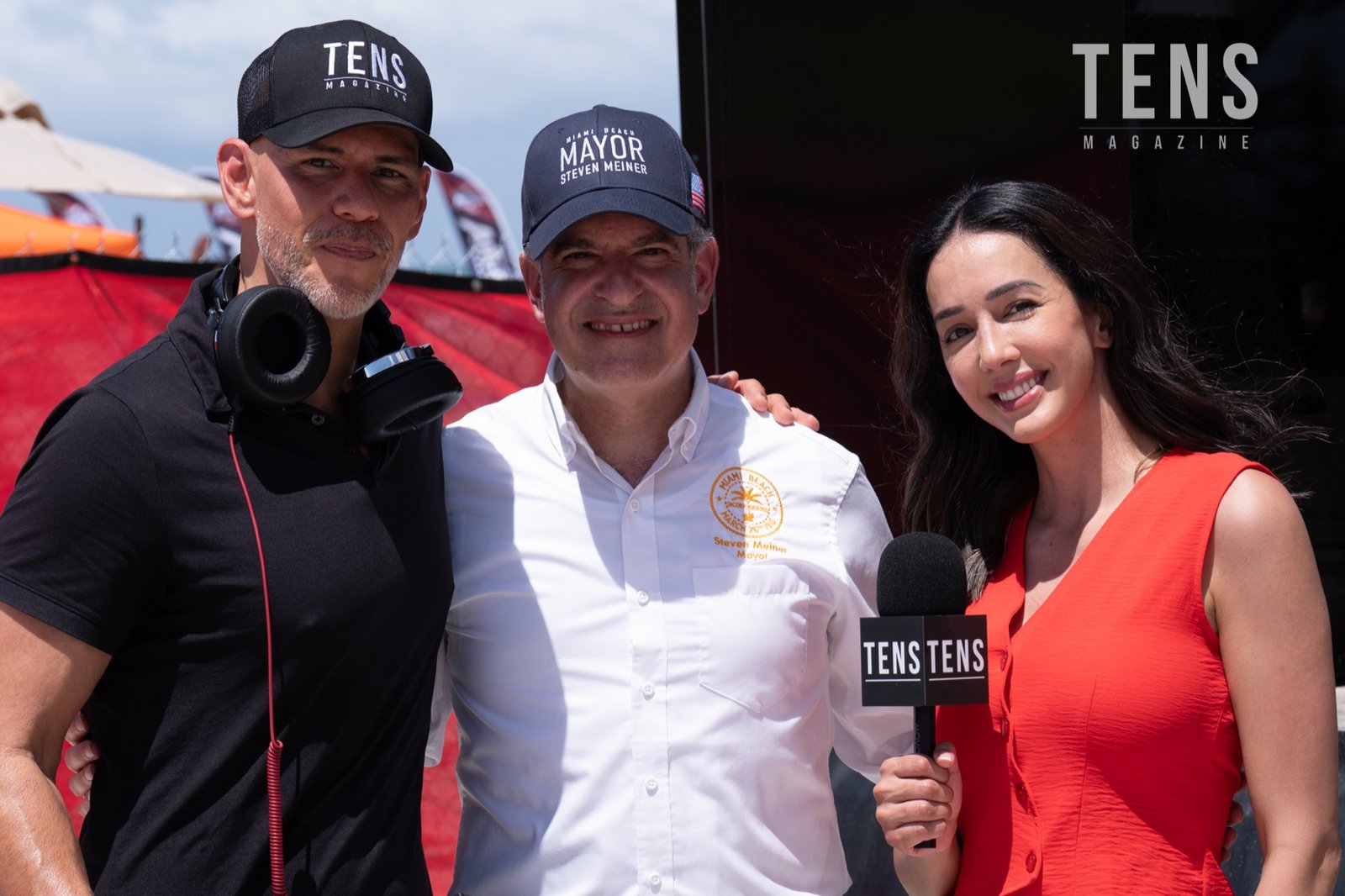 Sir Daniel David, Miami Beach Mayor Steven Meiner and Estela Trevizo