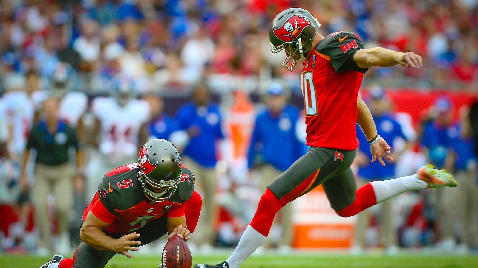 Tampa Bay Buccaneers kicker Connor Barth attempts a field goal at Raymond James Stadium.